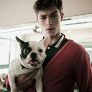 Meet your Posher, Christopher